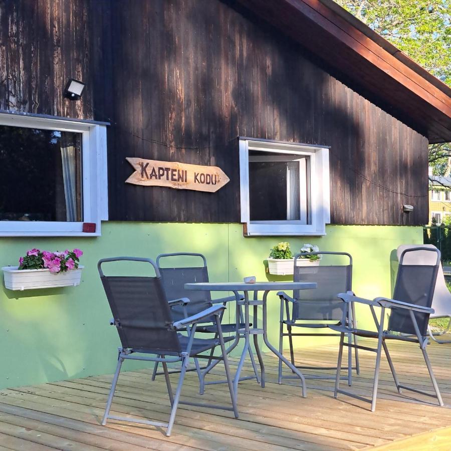 Kapteni Suvekodu 라울라스마 외부 사진